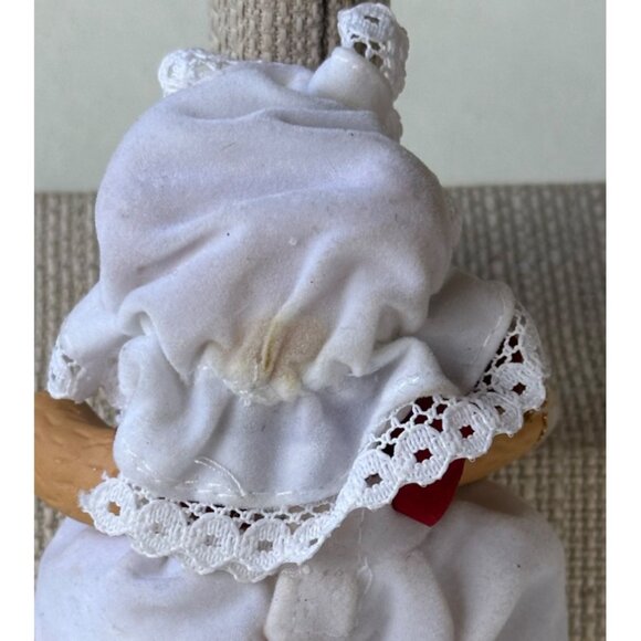 Tan Bear Figurine w/Bonnet Cloth Outfit and Storybook 4.5" Tall (READ) - Picture 4 of 15